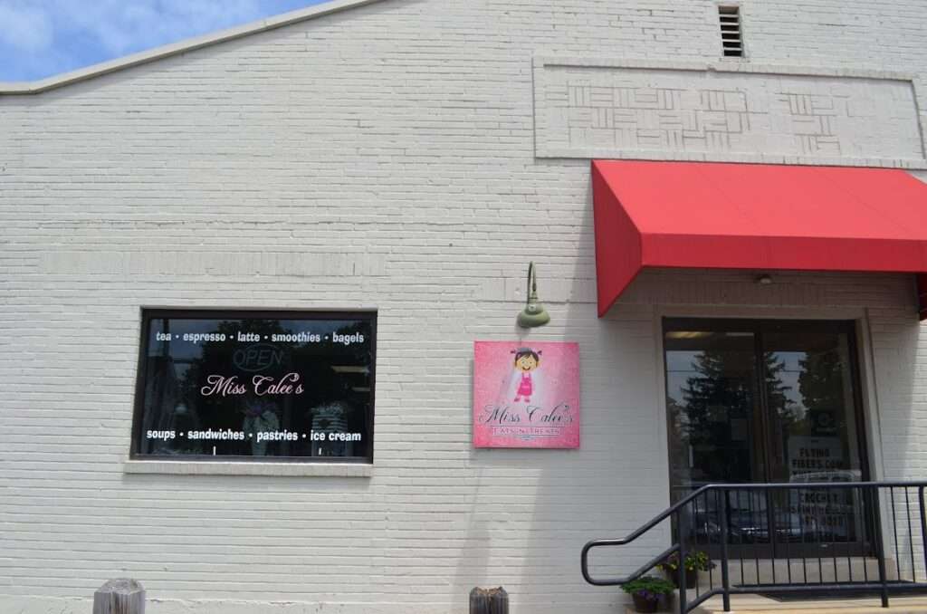Miss Calee’s Eats & Treats banner